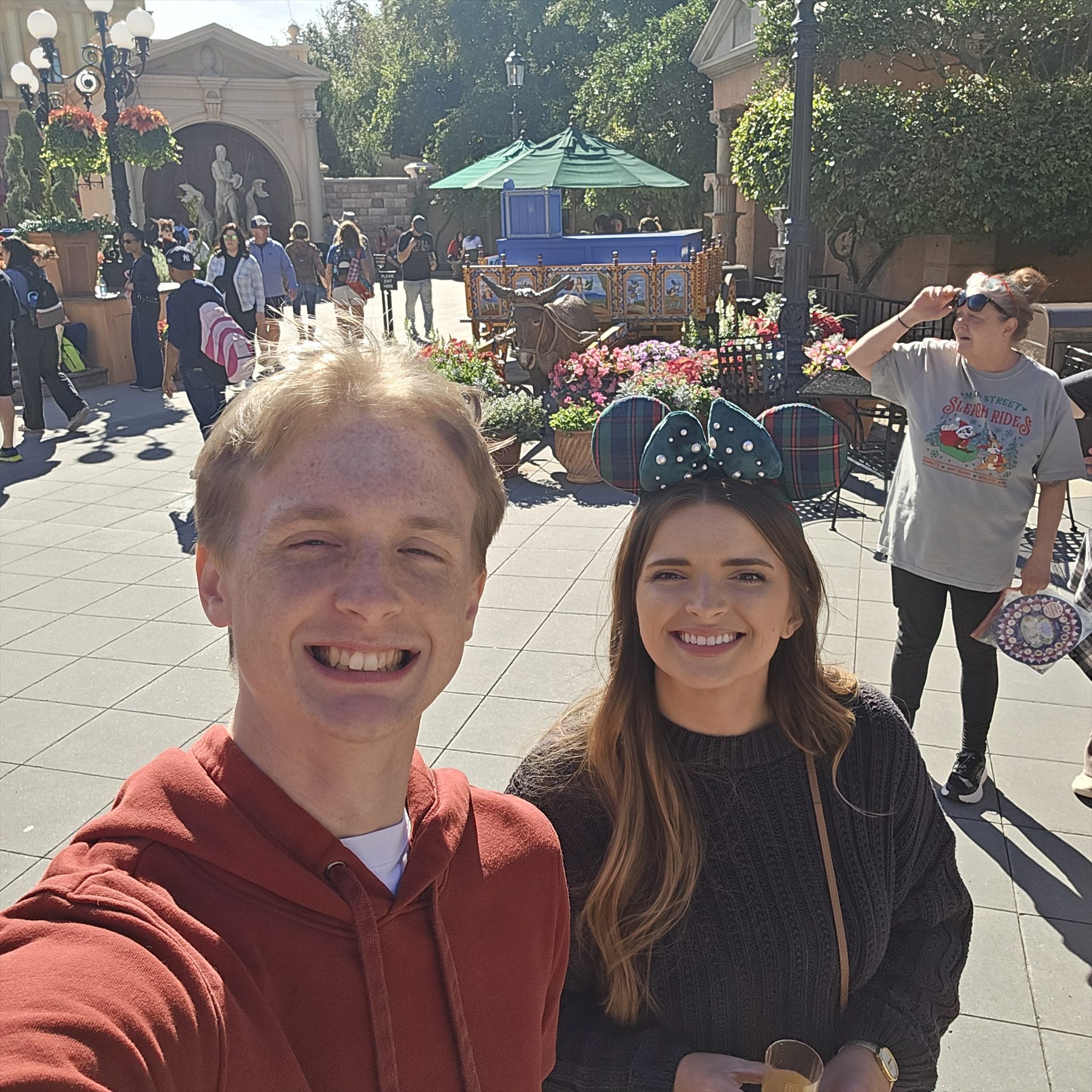 Hannah and Lucas spending a day at Disney